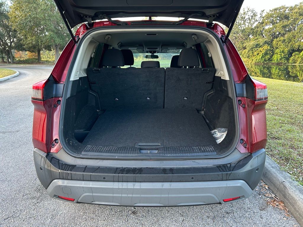 Thumbnail: 2023 Nissan Rogue - 10