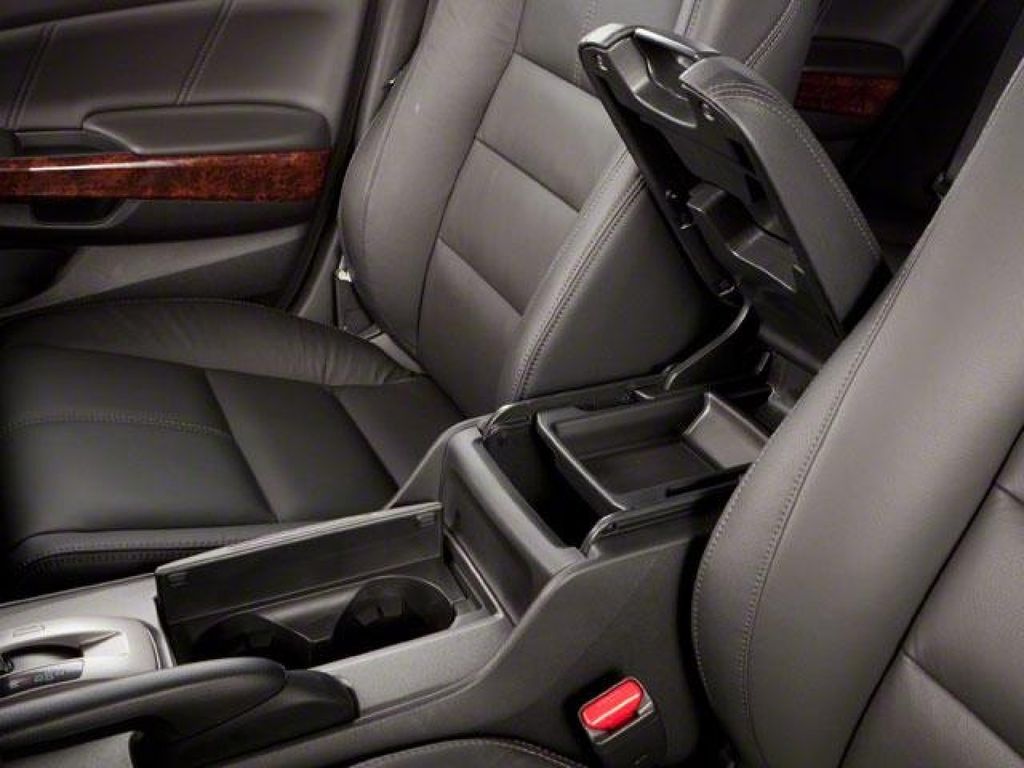 2010 Honda Accord Crosstour EX-L  at Grove City Ford