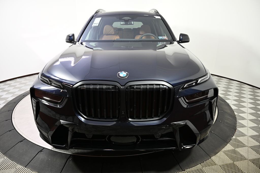 2025 BMW X7 xDrive40i 8