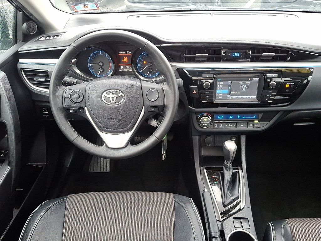 Thumbnail: 2016 Toyota Corolla - 12