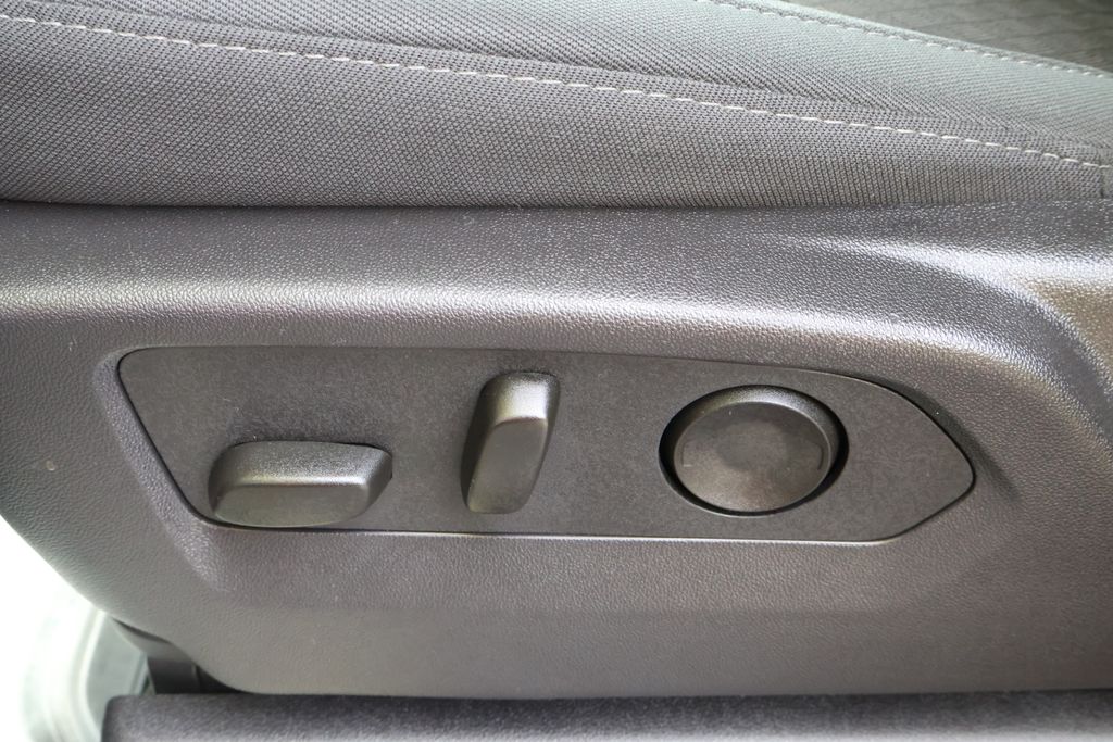 Thumbnail: 2024 Chevrolet Silverado 1500 - 30