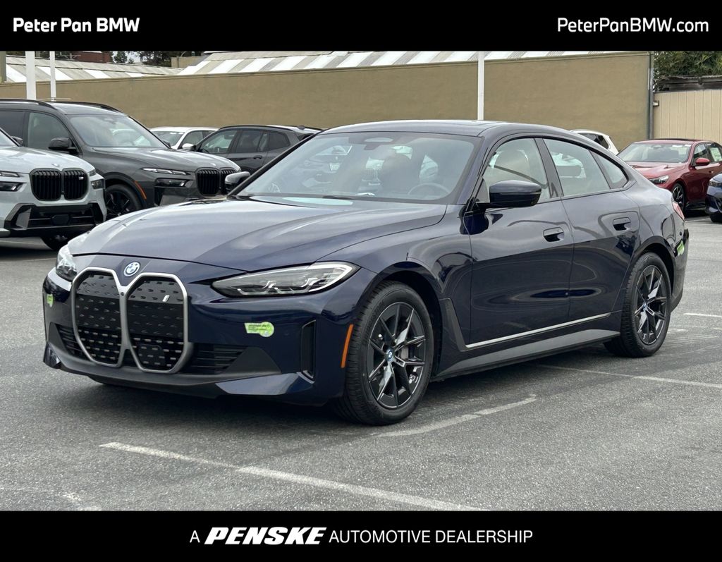 Thumbnail: 2023 BMW i4 - 1