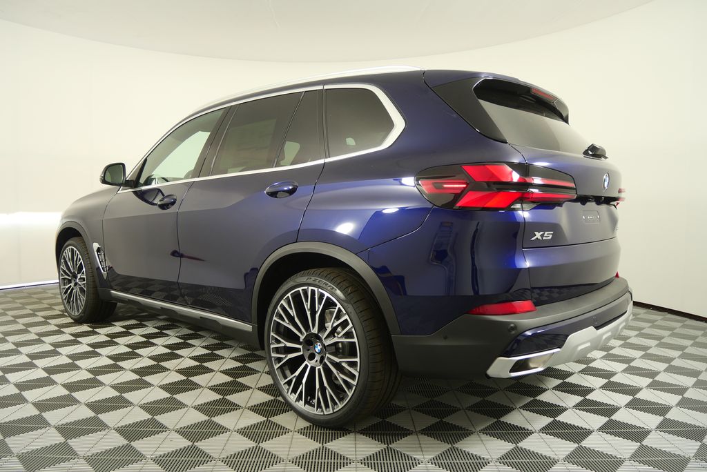 Thumbnail: 2026 BMW X5 - 5