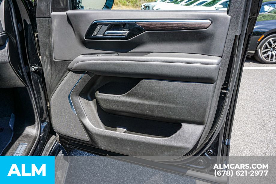 Used 2025 Black Chevrolet LT image 56