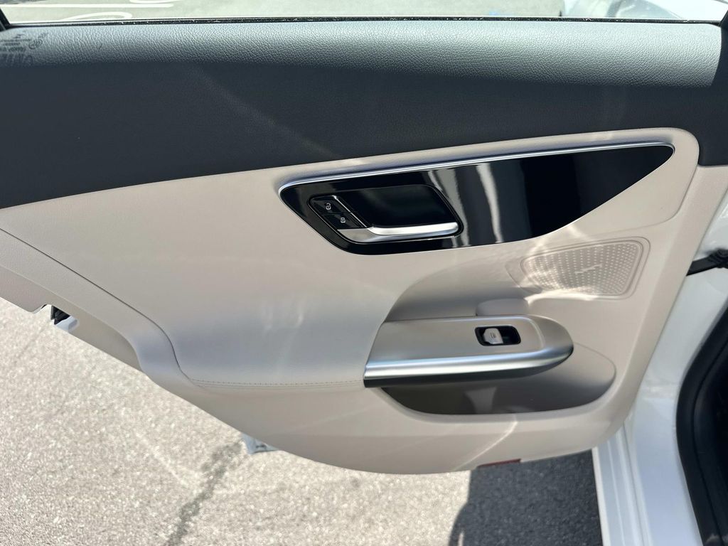 Thumbnail: 2025 Mercedes-Benz C-Class - 27