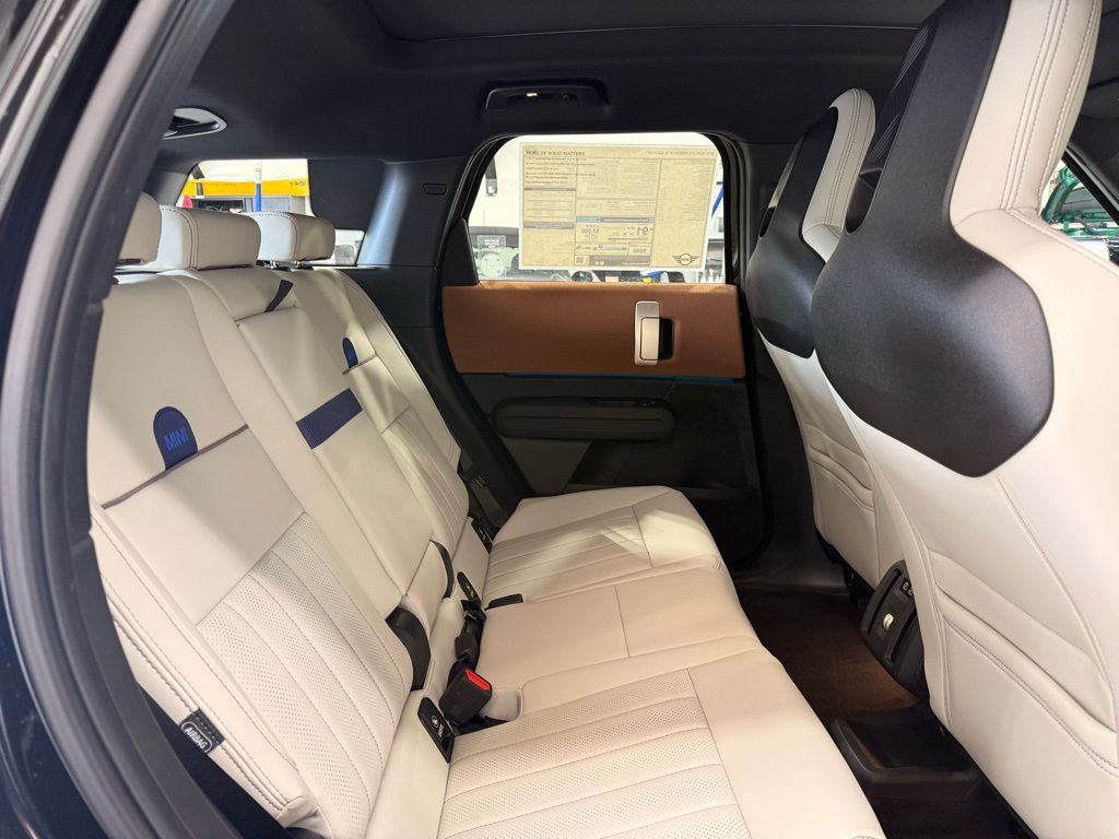 2025 MINI Cooper Countryman Signature 26