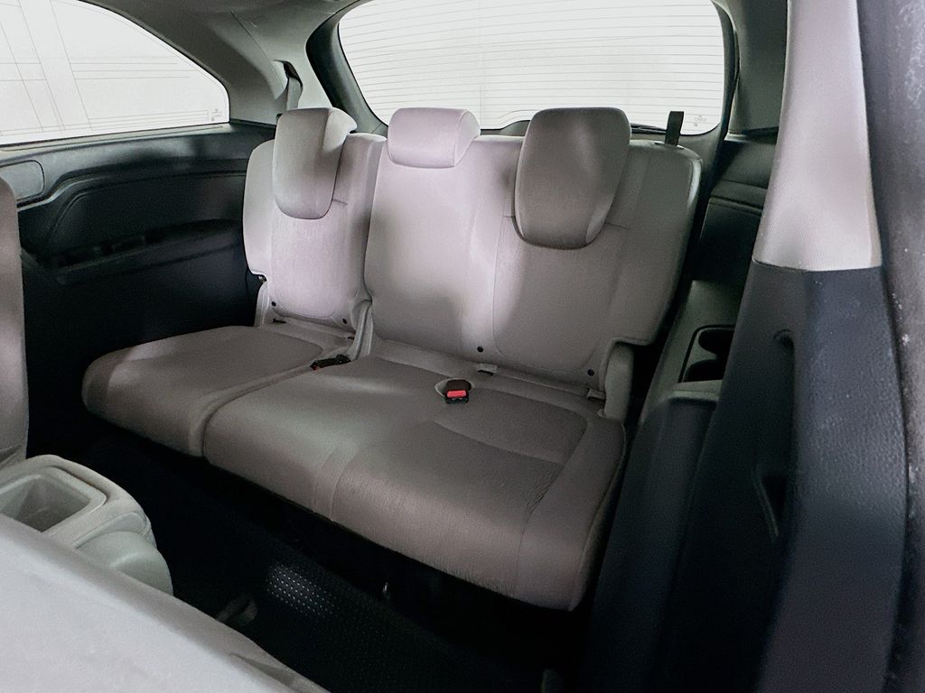 Thumbnail: 2020 Honda Odyssey - 26