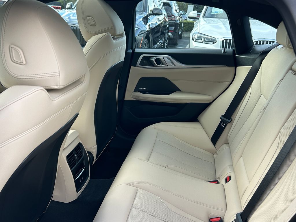 Thumbnail: 2025 BMW i4 - 30