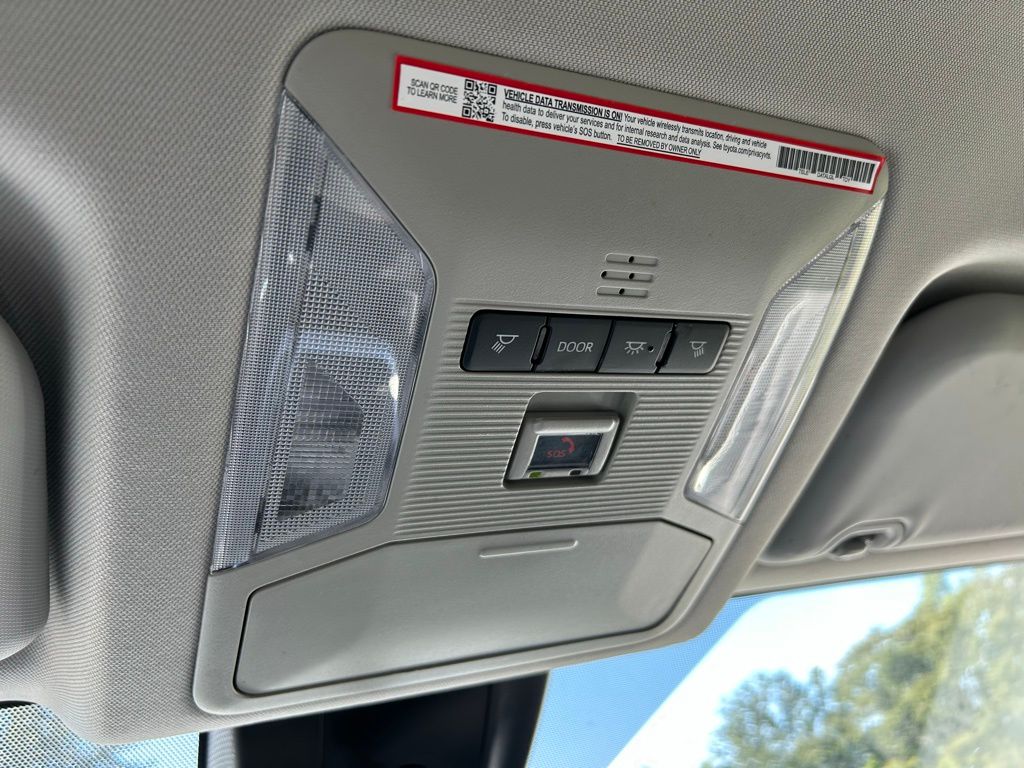 Thumbnail: 2025 Toyota RAV4 - 26