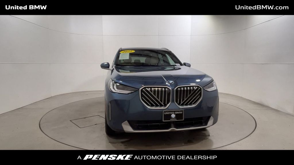 Thumbnail: 2025 BMW X3 - 3