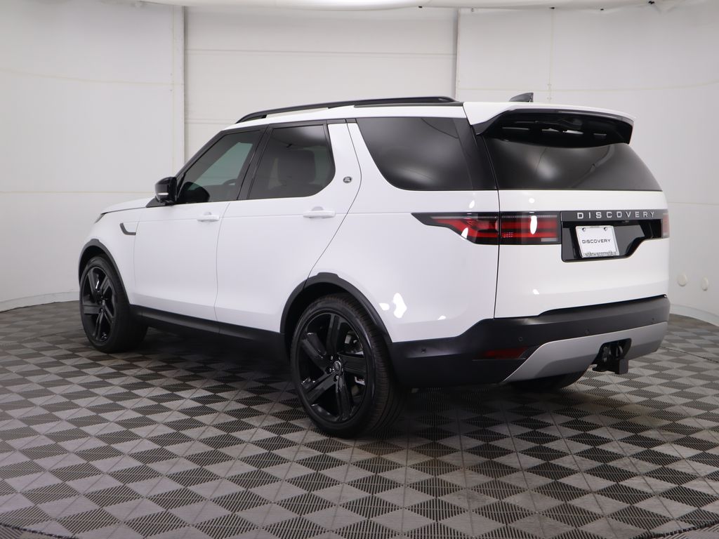 Thumbnail: 2025 Land Rover Discovery - 7