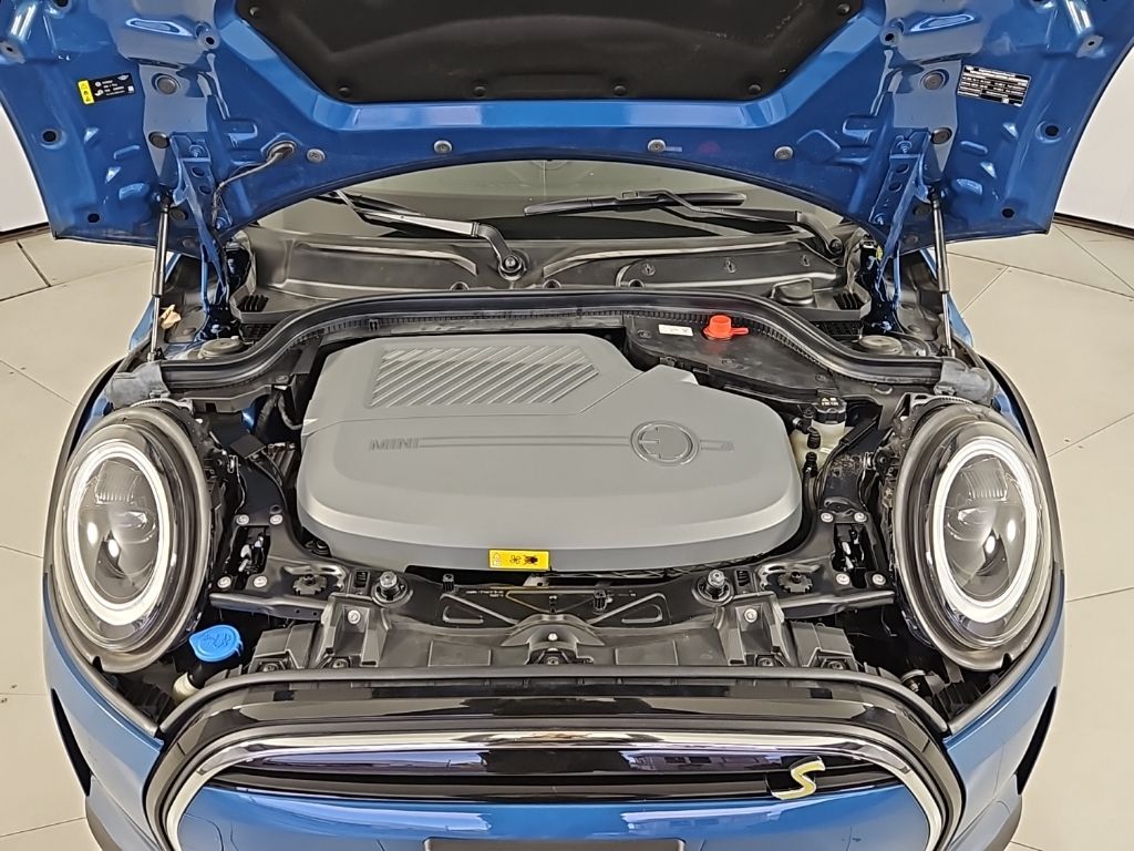 Thumbnail: 2023 MINI Cooper - 6