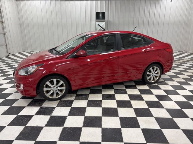 2012 Hyundai Accent GLS Sedan FWD