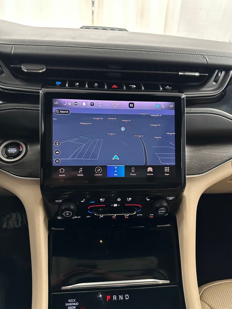 used 2022 Jeep Grand Cherokee car, priced at $25,985