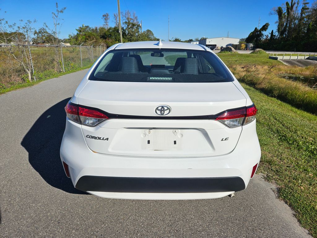 2021 Toyota Corolla LE 4