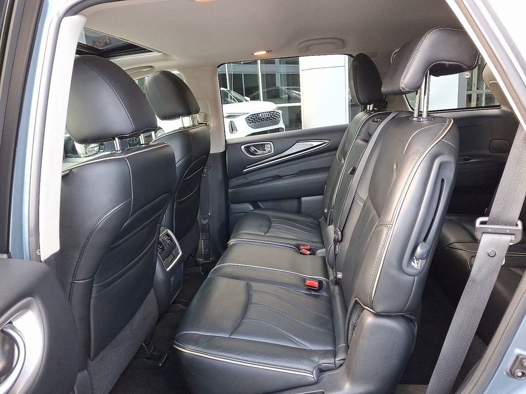 2016 INFINITI QX60 Base 10