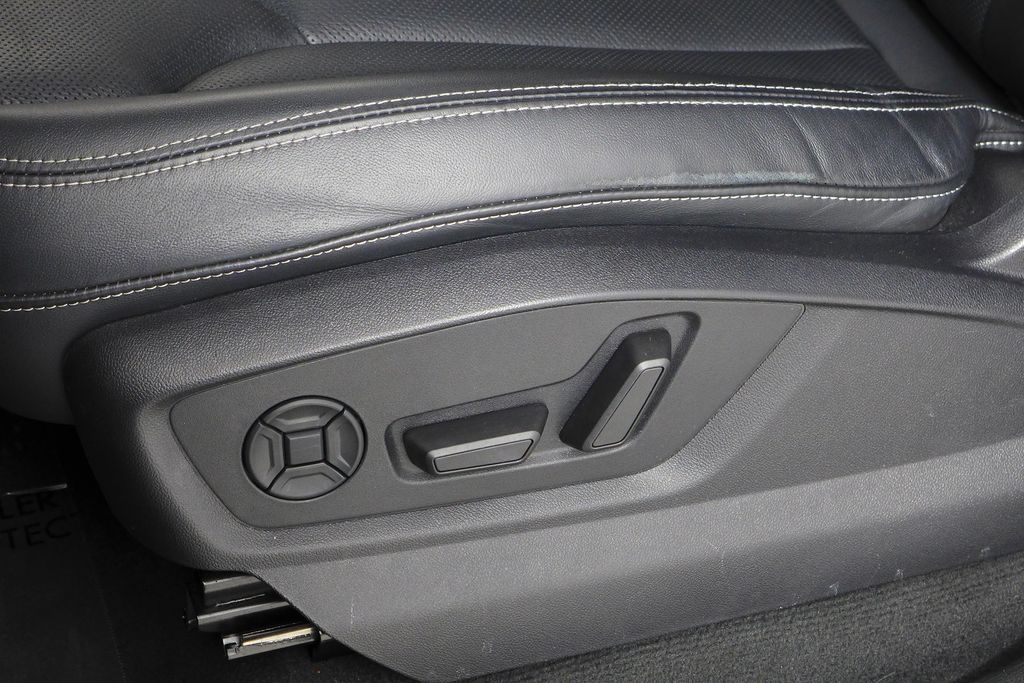 2021 Audi Q8 Premium Plus 23