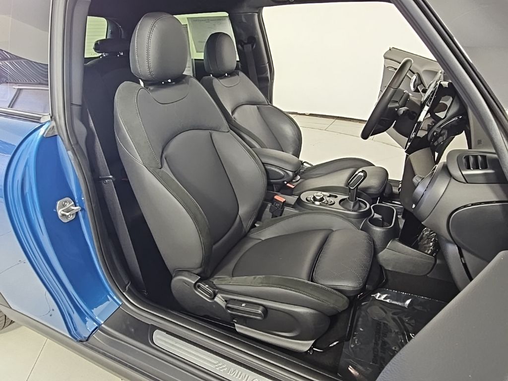 Thumbnail: 2024 MINI Cooper - 20