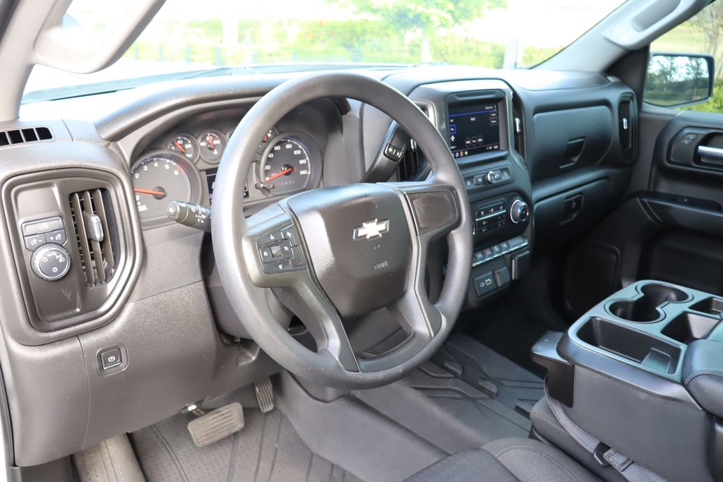 2022 Chevrolet Silverado 1500 Custom 15
