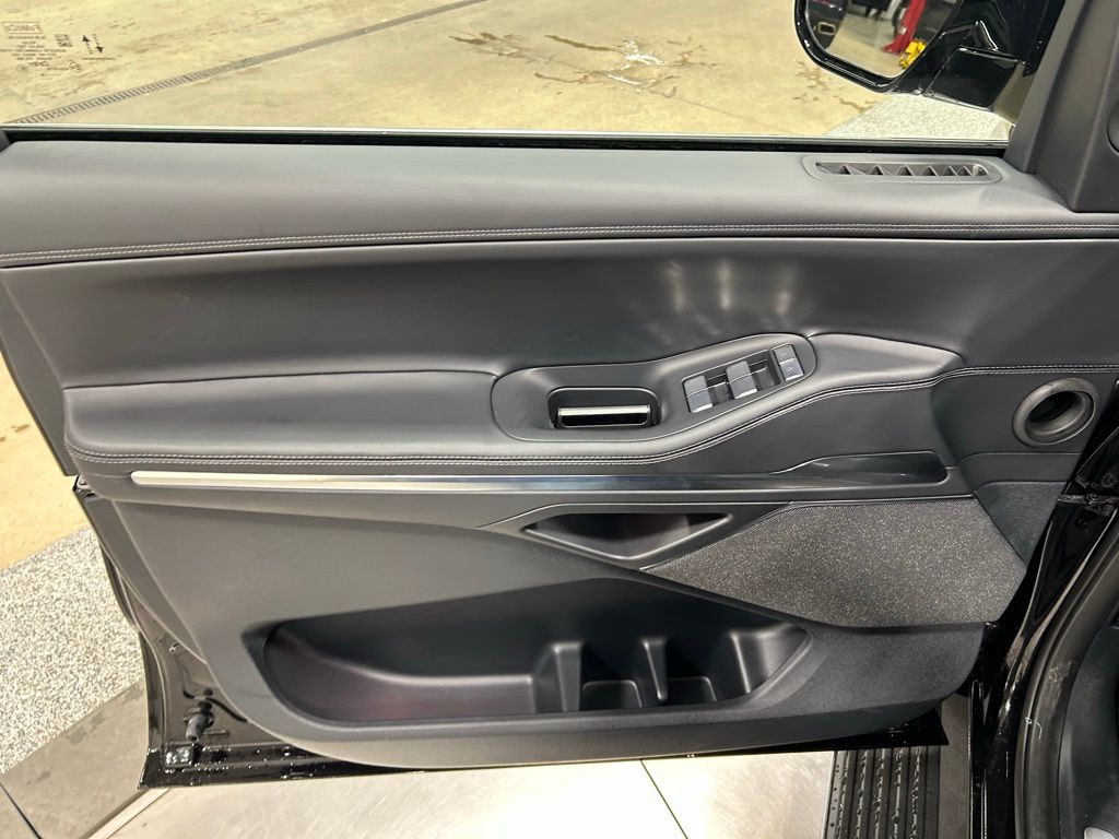 new 2026 Lincoln Navigator L car, priced at $108,402