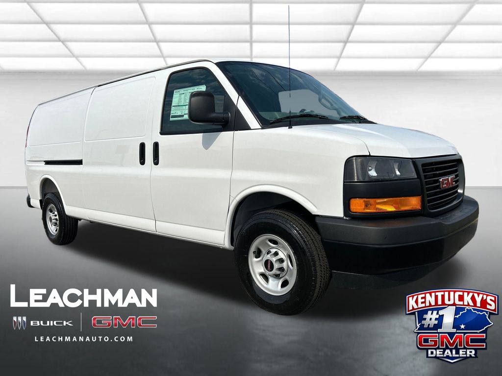 2026 GMC Savana Cargo 3500 RWD