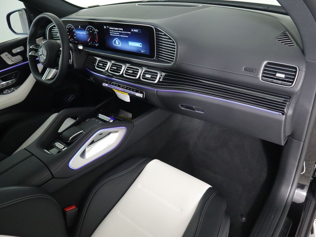 Thumbnail: 2026 Mercedes-Benz GLE - 19