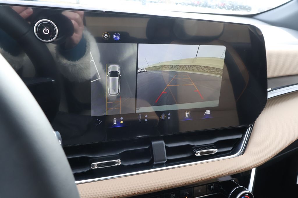 Thumbnail: 2026 Chevrolet Equinox - 27