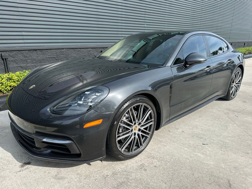 Thumbnail: 2018 Porsche Panamera - 7