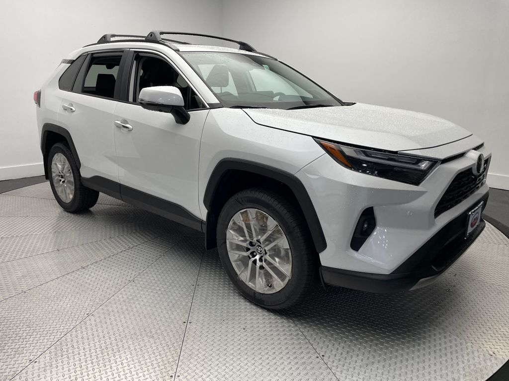 Thumbnail: 2025 Toyota RAV4 - 3