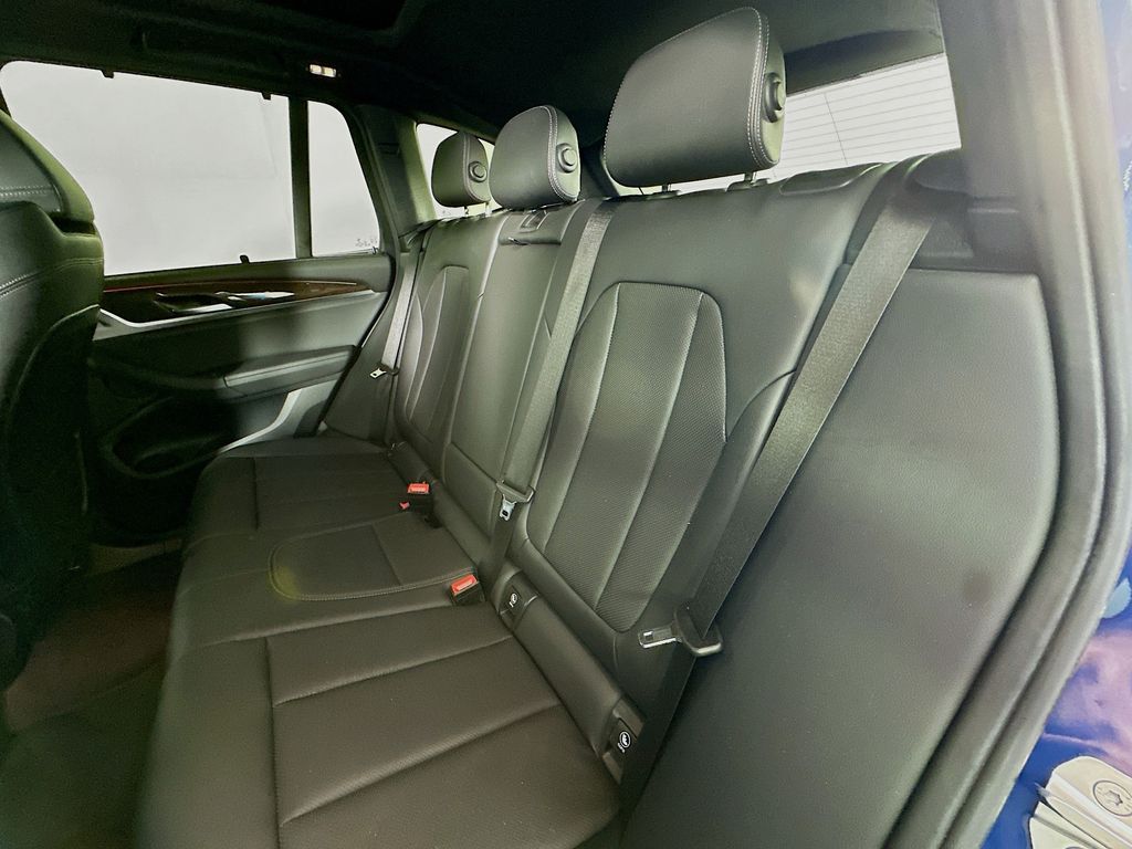 Thumbnail: 2022 BMW X3 - 24