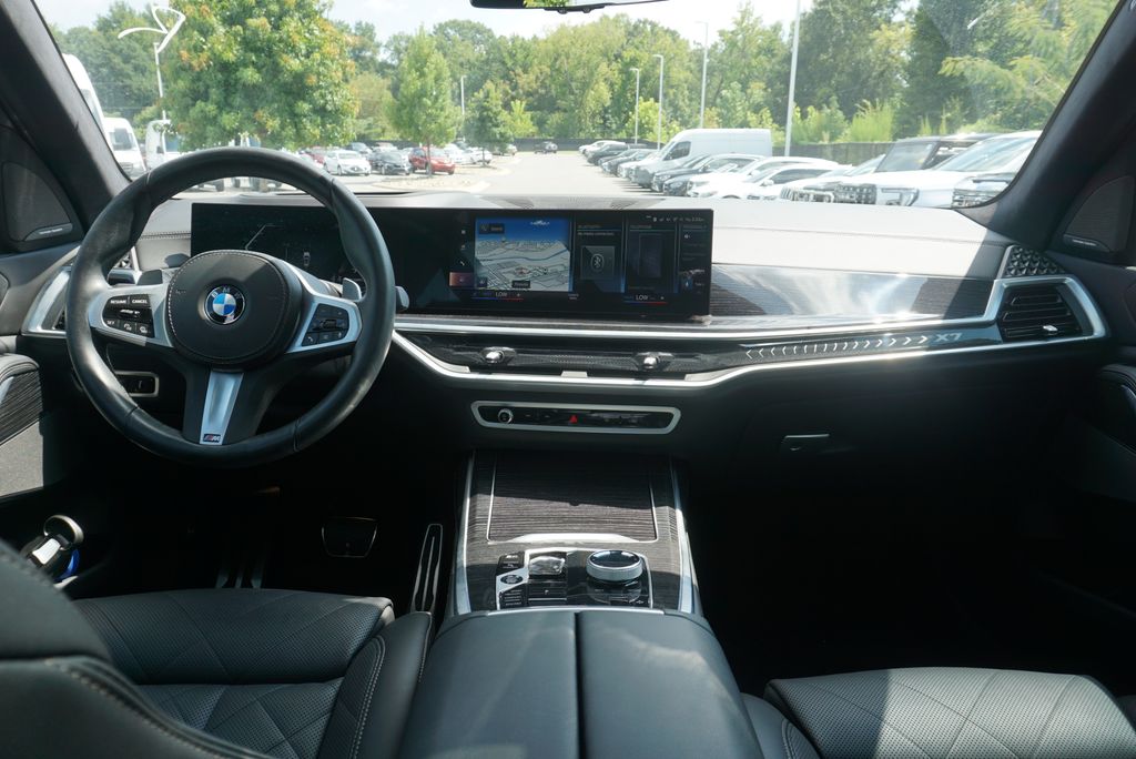 Thumbnail: 2023 BMW X7 - 29