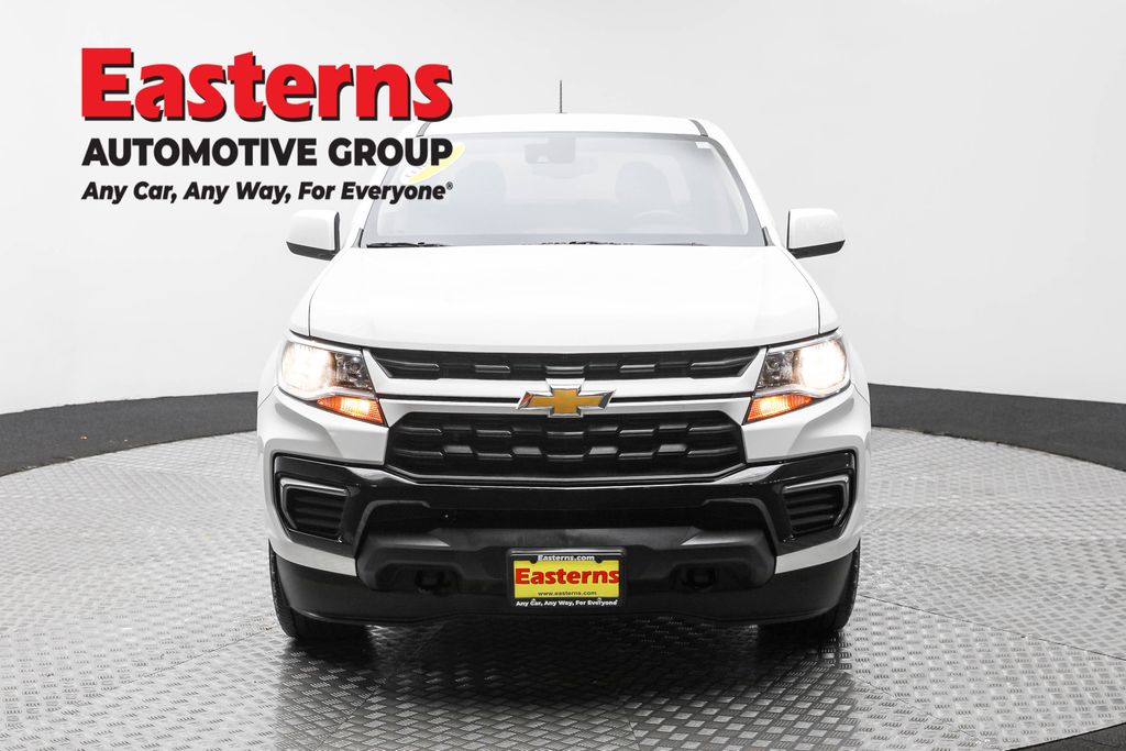 Used 2022 White Chevrolet LT image 2