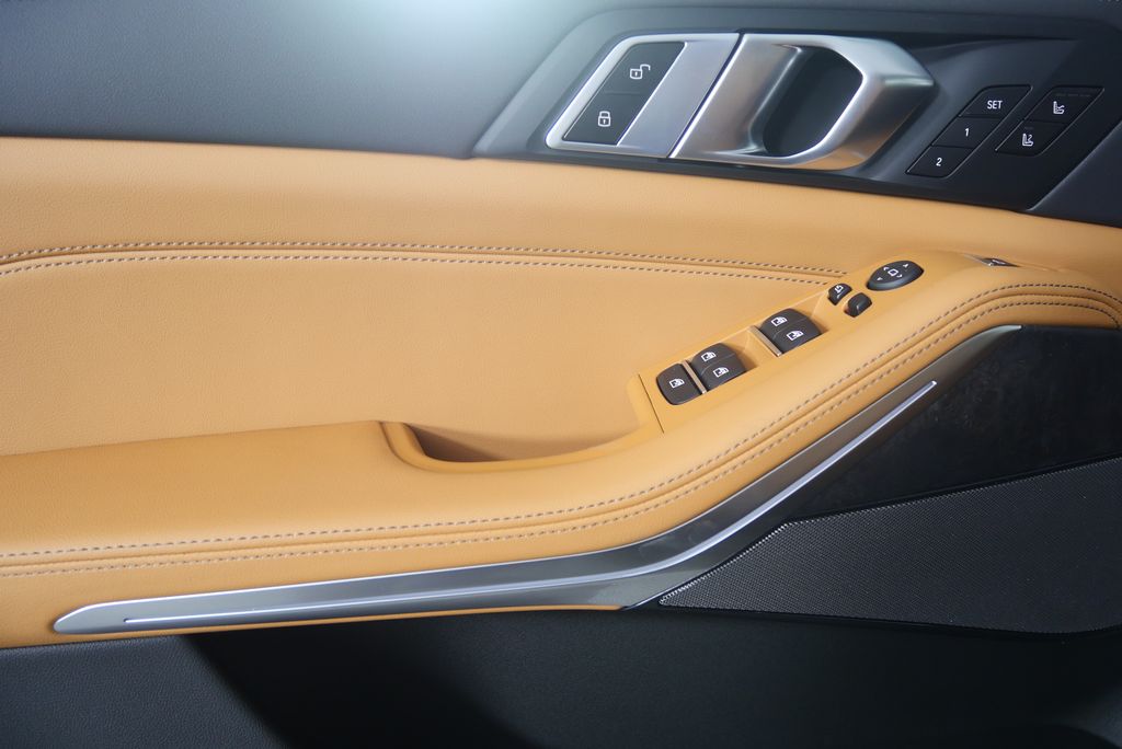 Thumbnail: 2026 BMW X5 - 9