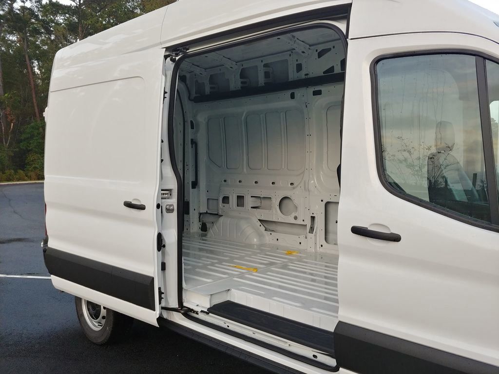 2024 Ford Transit 250