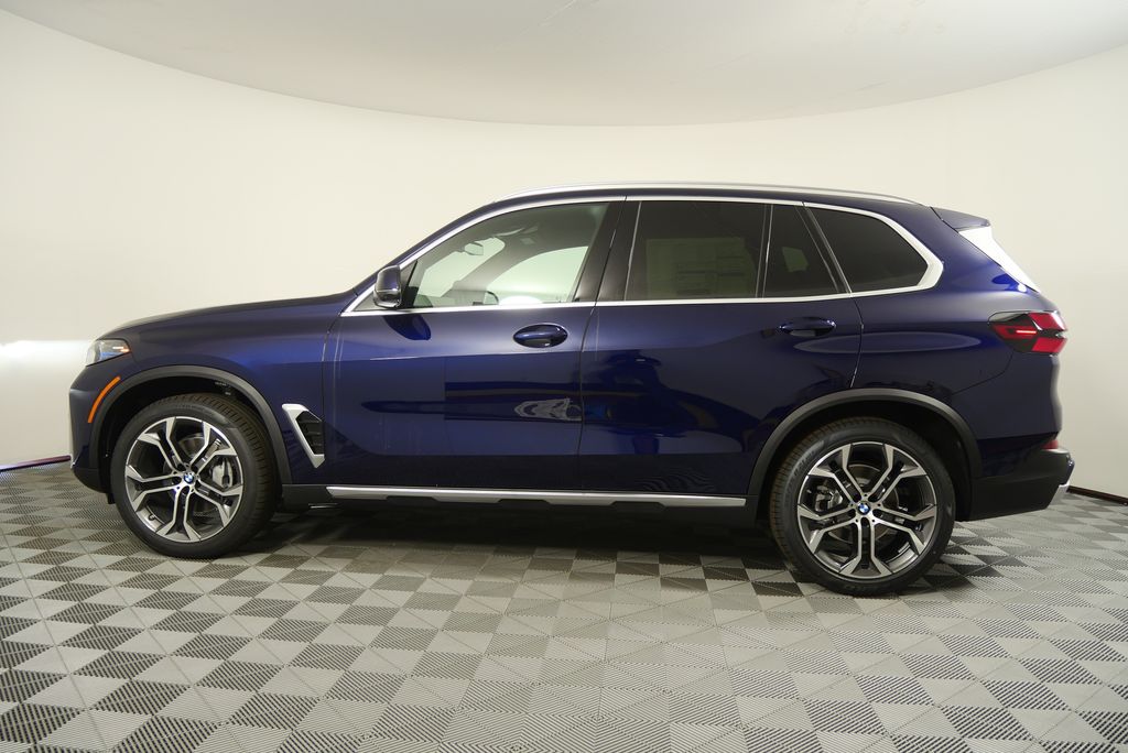 Thumbnail: 2026 BMW X5 - 6