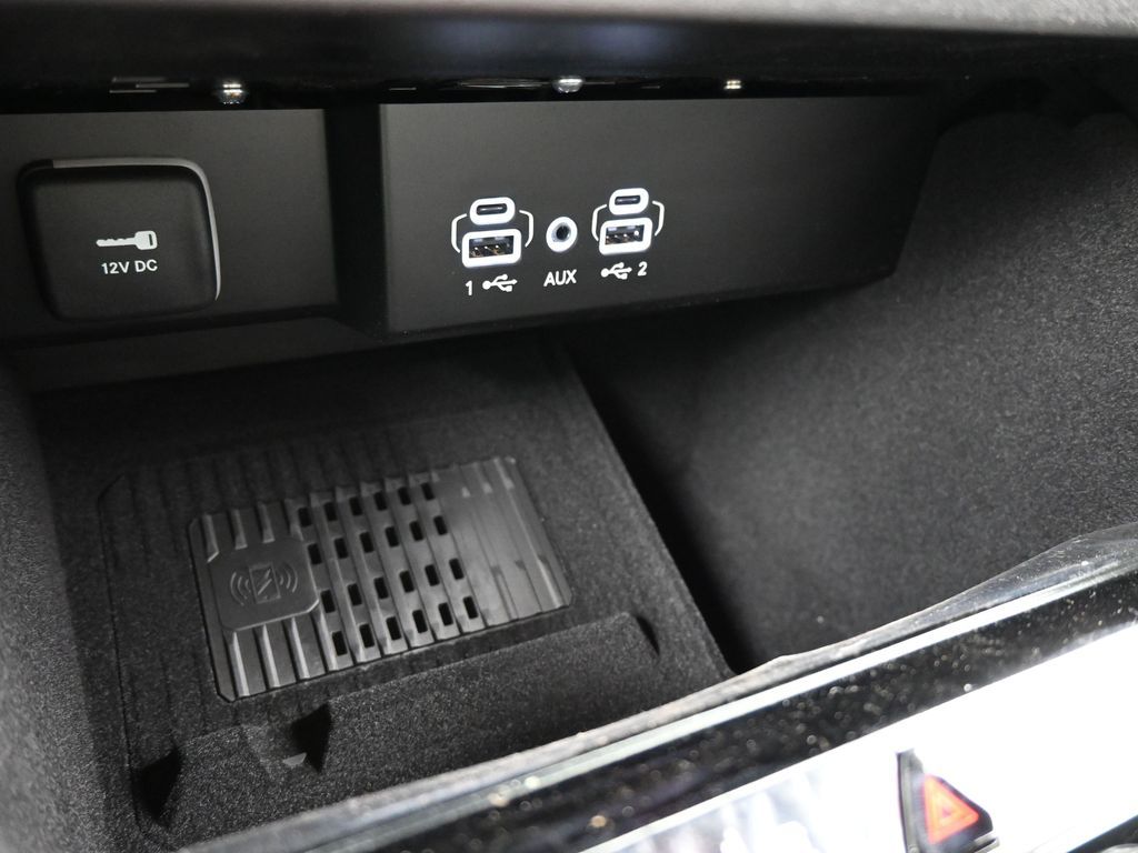 New 2026 High Gloss Black Jeep Limited image 26