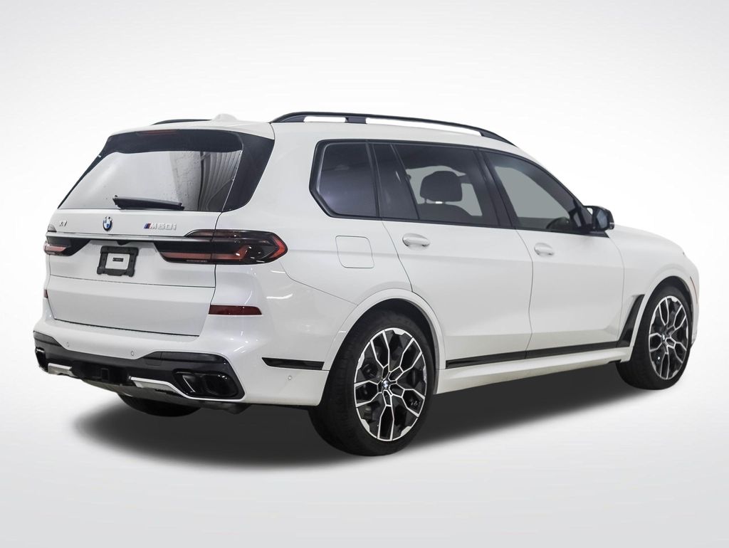 Thumbnail: 2026 BMW X7 - 5
