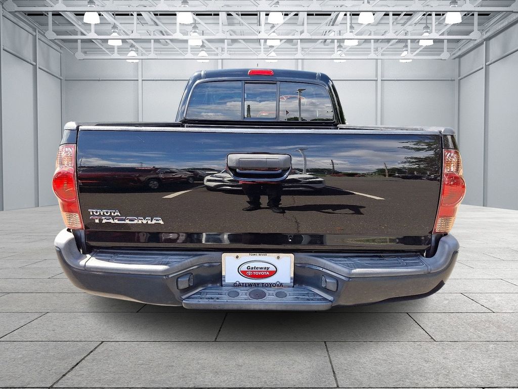 Thumbnail: 2014 Toyota Tacoma - 5