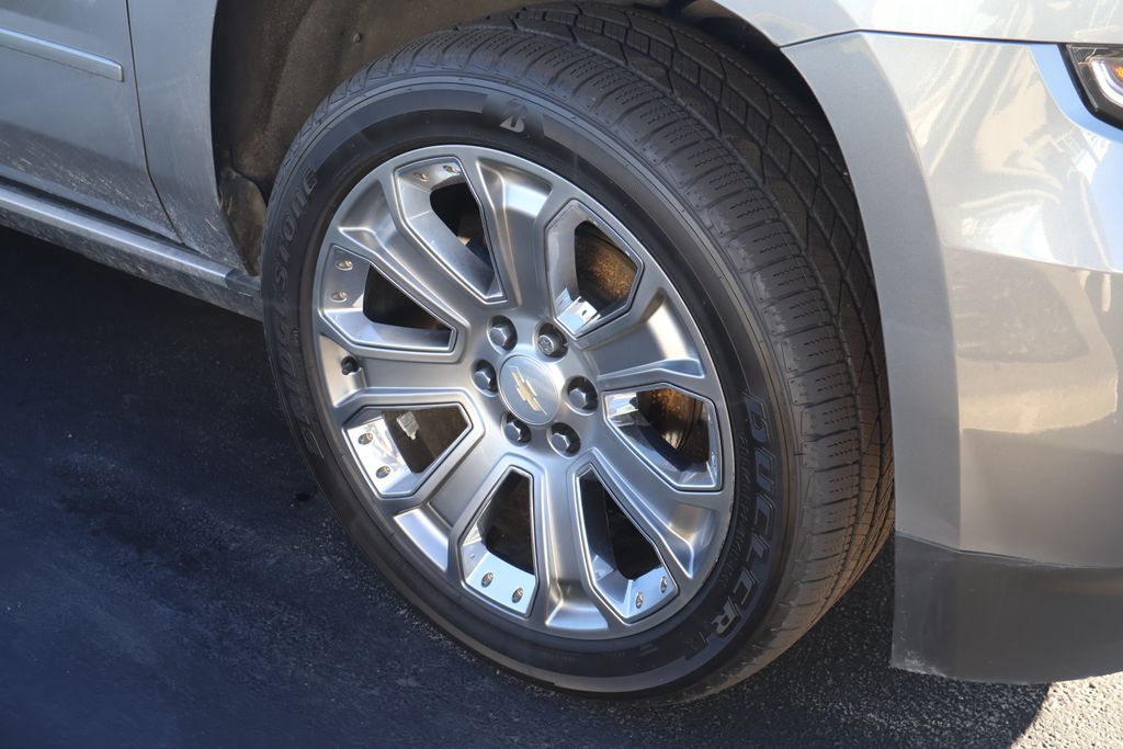 Thumbnail: 2019 Chevrolet Tahoe - 8