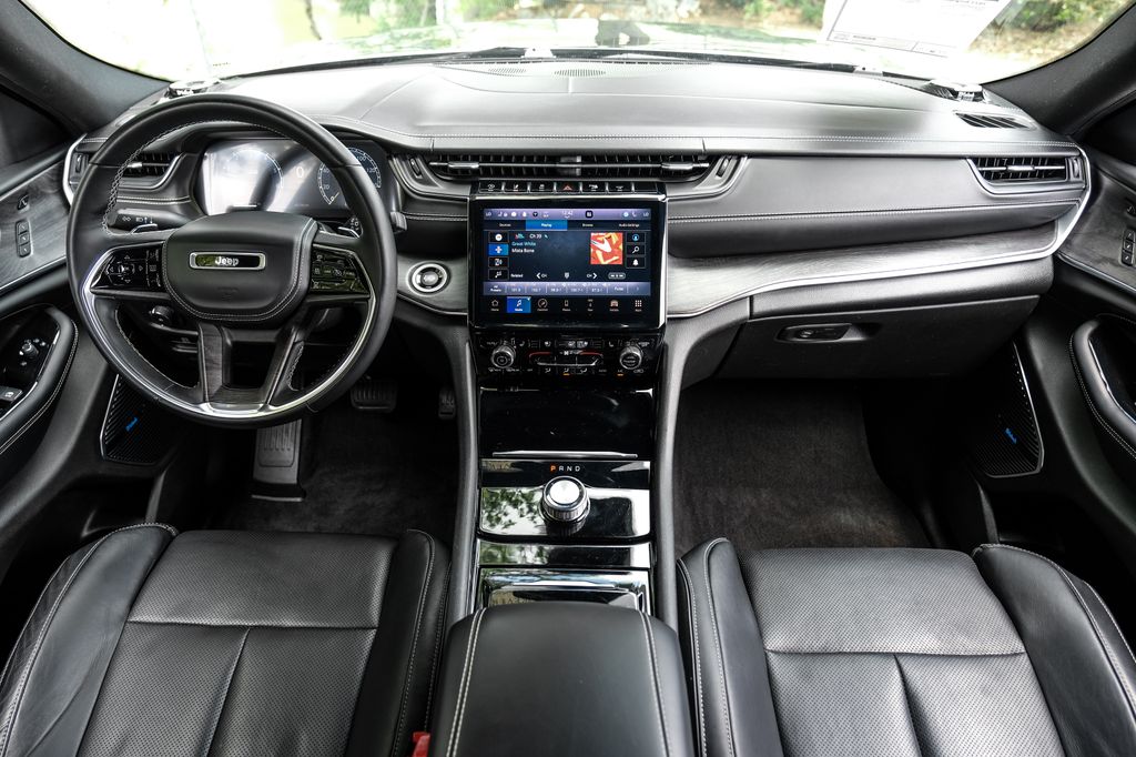 used 2022 Jeep Grand Cherokee car, priced at $31,834