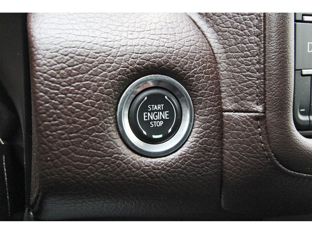 2022 GMC Yukon Denali Black at Ultimate Motorsports