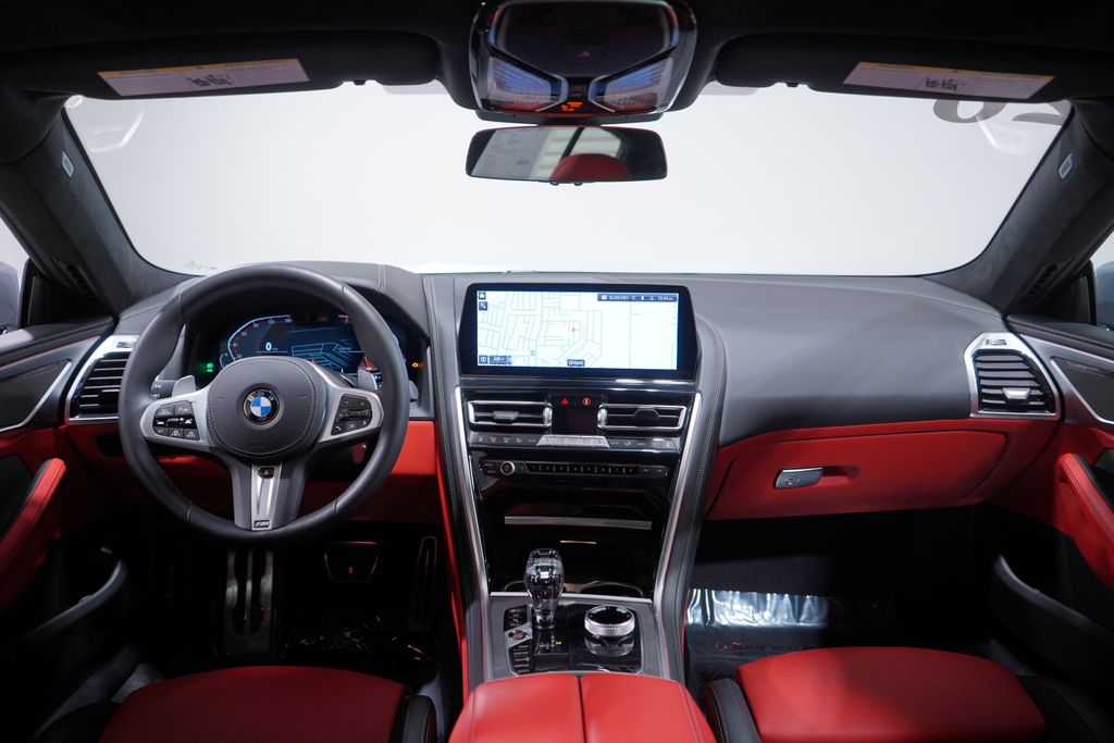 Thumbnail: 2026 BMW 8 Series - 10