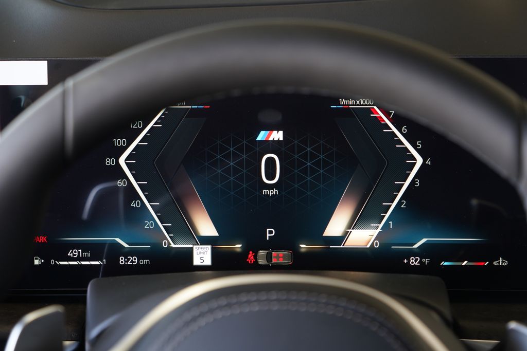 Thumbnail: 2027 BMW X7 - 21