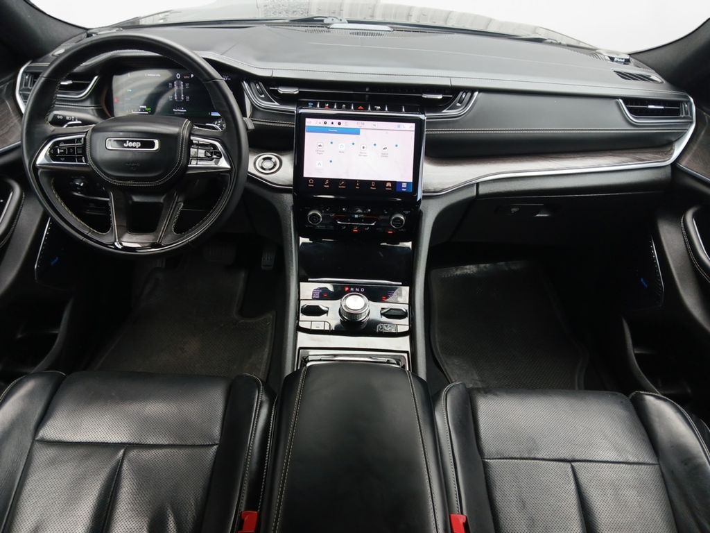 Used Car 2022 Jeep Grand Cherokee  Overland 4xe For Sale Under $30,000 In Austin, Texas