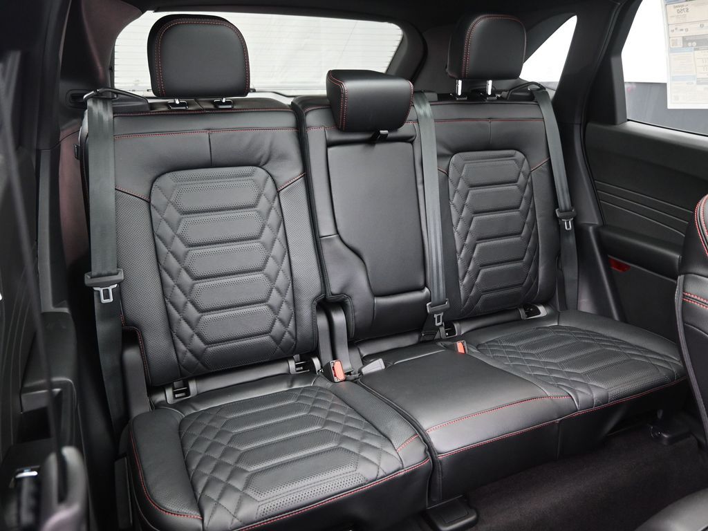 2024 Ford Escape ST-Line Elite