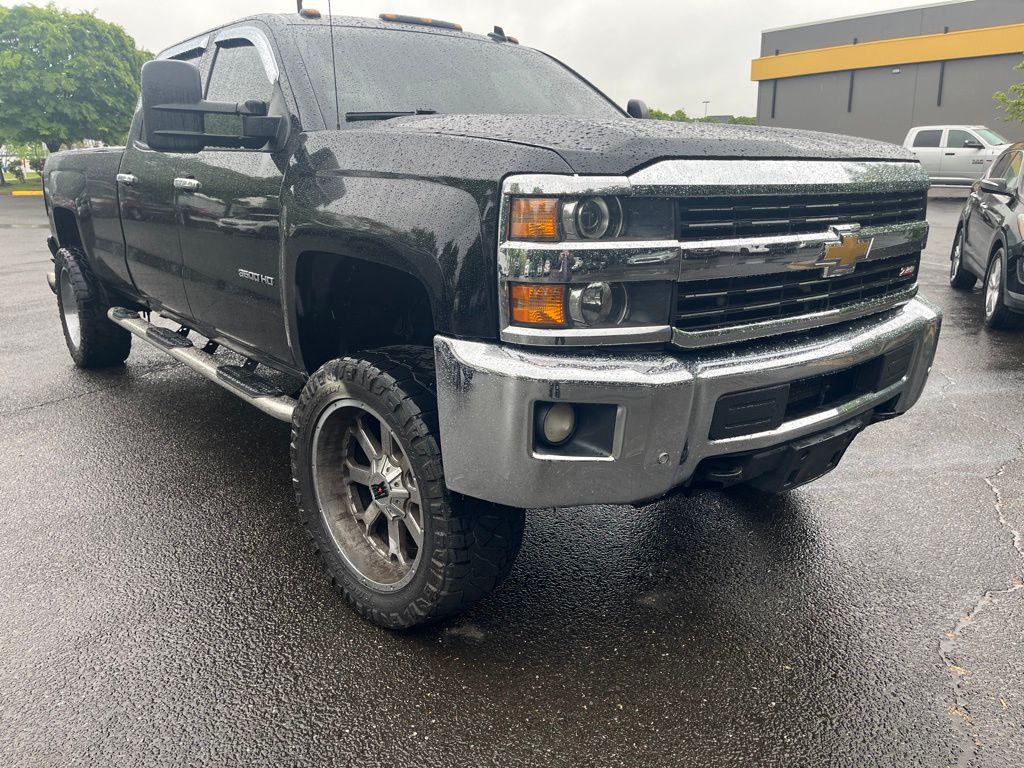 Black 2015 Chevrolet Silverado 3500HD Pickup Truck Four-Wheel Drive 6-Speed Automatic