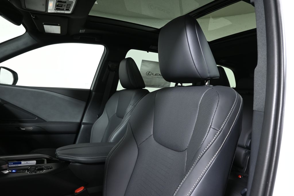 Thumbnail: 2026 Lexus TX - 15