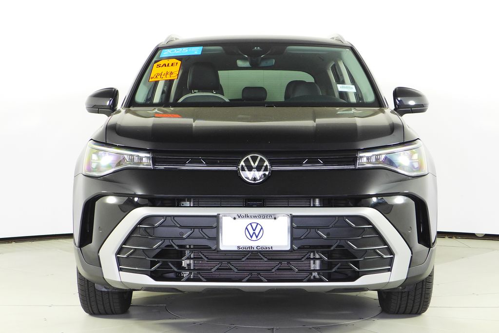 Thumbnail: 2025 Volkswagen Taos - 3