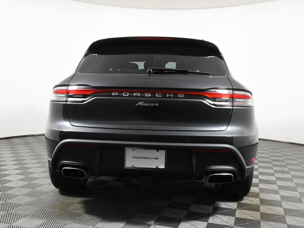 Thumbnail: 2025 Porsche Macan - 6