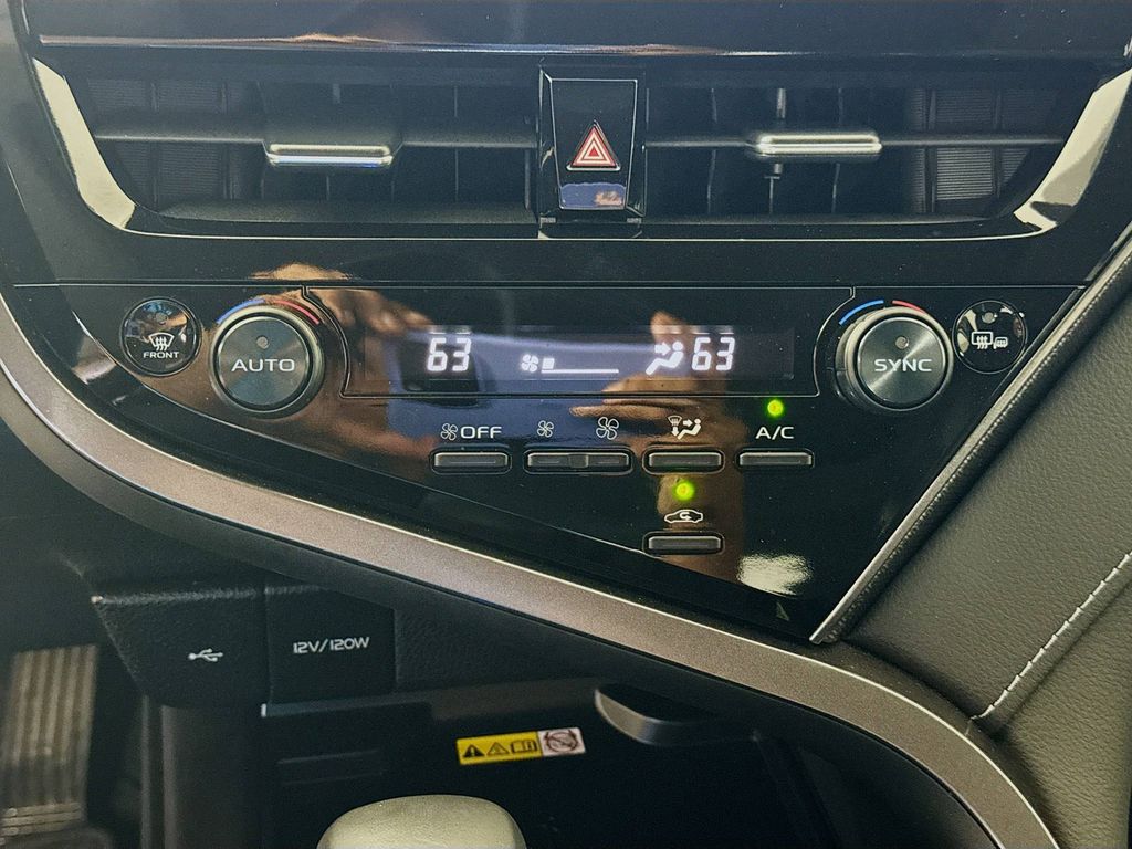 Thumbnail: 2024 Toyota Camry - 16